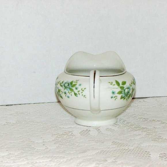 Johnson Bros. Erindale Creamer Snowhite Regency Vintage Cottagecore J.B. - Picture 6 of 9